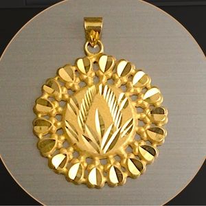 21K Saudi Gold Pendant